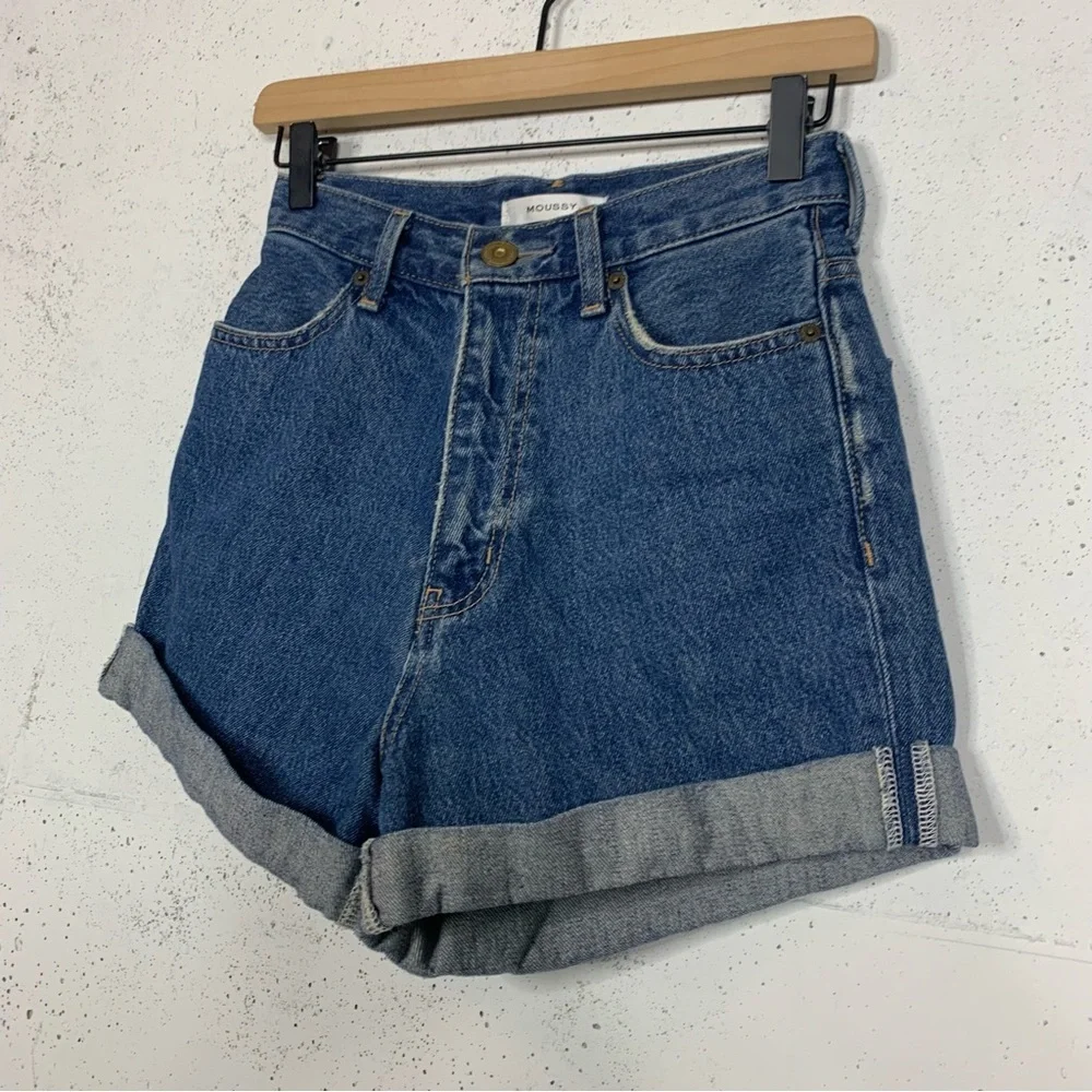 Moussy Rolled Cuff Denim Jean Shorts Size Small - Picture 2 of 8